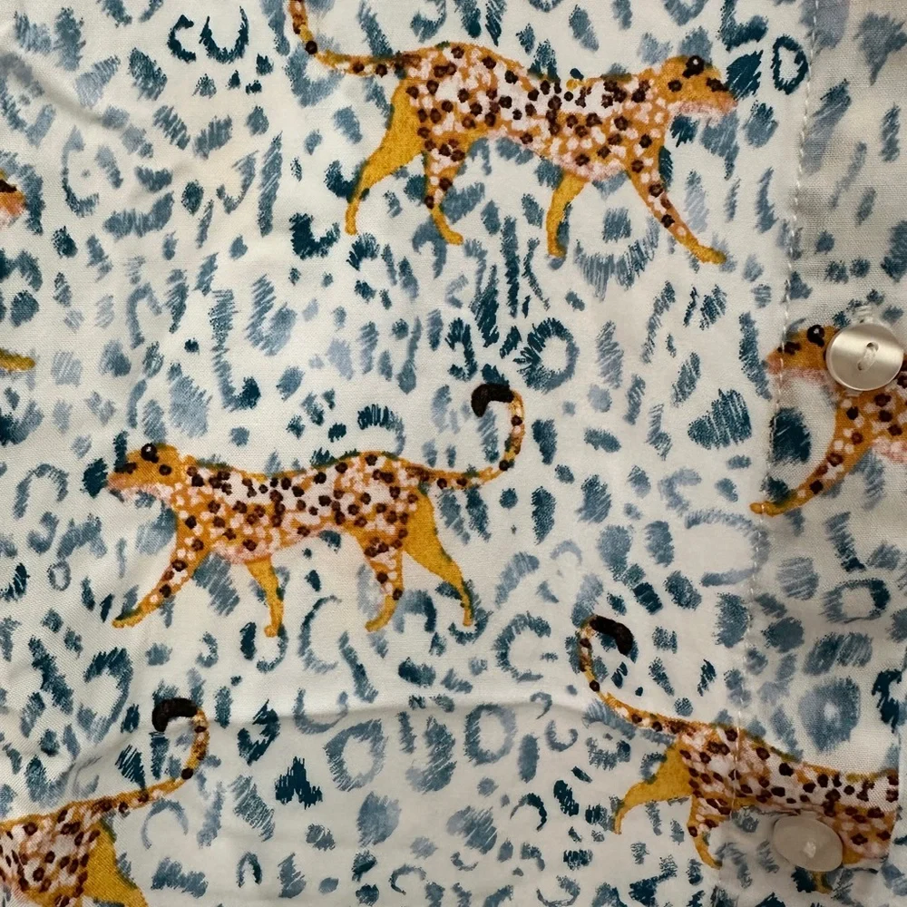 Jane and Delancey Short Sleeve Camp Shirt - White Multi Leopard Print Size XL - Picture 5 of 8